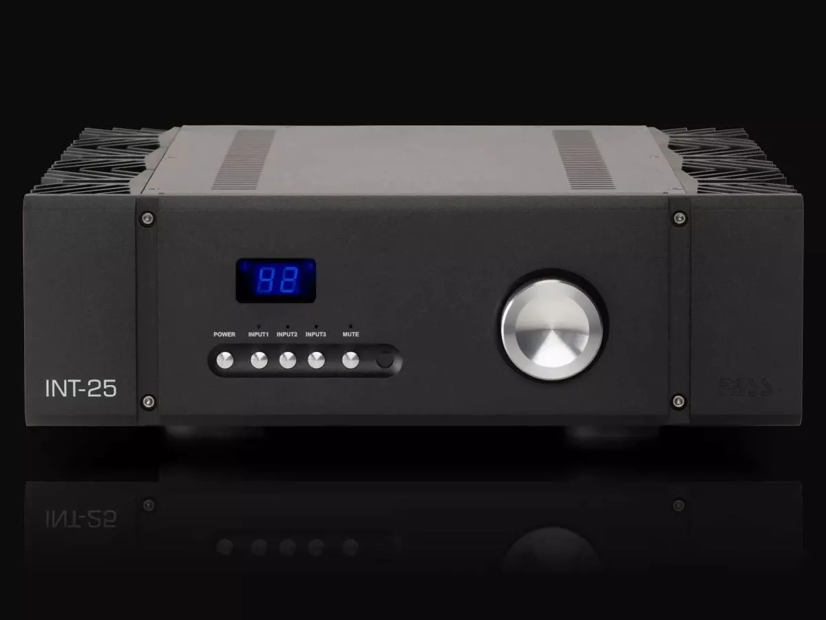 INT-25 Amplifier